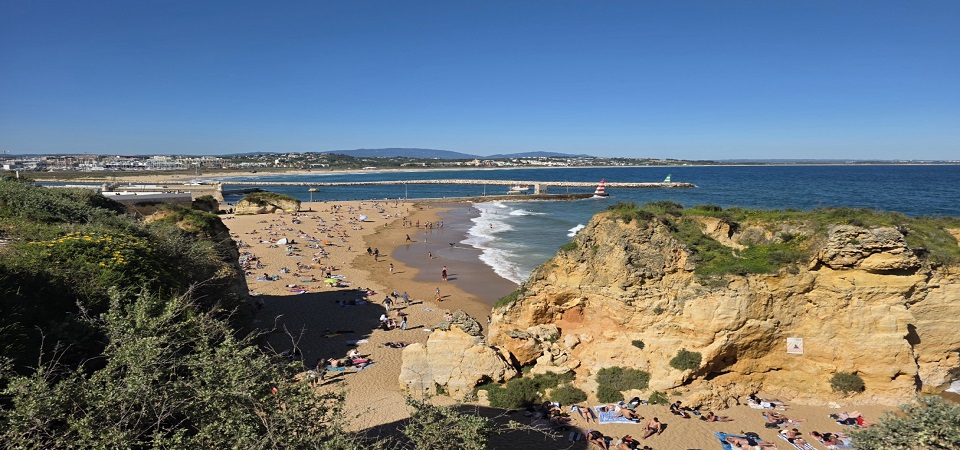 praia da batata lagos algarve portugal