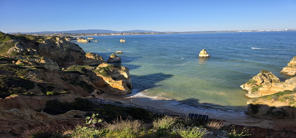 praia do camilo lagos algarve portugal