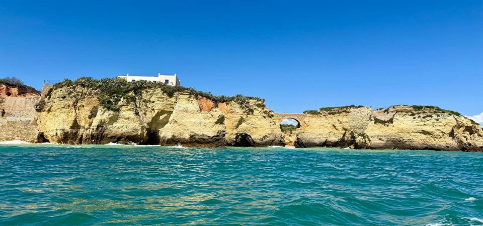praia dos estudantes lagos algarve portugal
