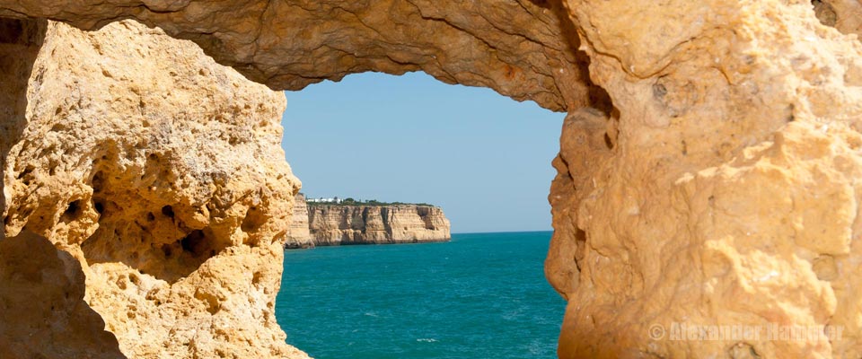Beeindruckende, bizzare Küstenlandschaft der Algarve