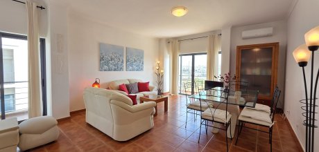 Apartment Bela Vista - Moderne Ferienwohnung in Lagos Algarve nahe Meia Praia Strand, Marina & Altstadt