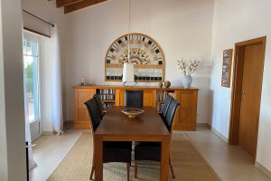 Essbereich der Villa Danina