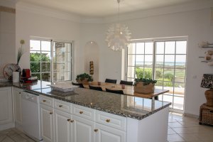 Villa Sanssouci Vale da Lama Lagos offene Küche mit Aussicht