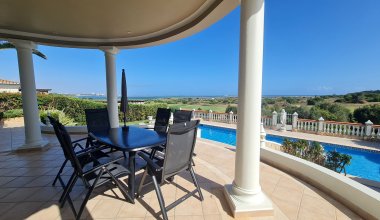 Villa Sanssouci – Exklusives Ferienhaus & Studio mit Pool, Meerblick & Blick auf die Lagune von Alvor nahe Lagos
