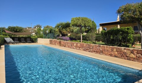 Villa do Paraíso – Ferienhaus mit privatem Pool & Garten nahe Lagos, Algarve