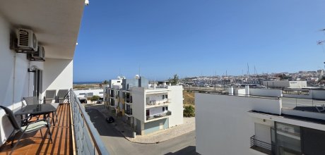 Apartment Bela Vista - Moderne Ferienwohnung in Lagos Algarve nahe Meia Praia Strand, Marina & Altstadt