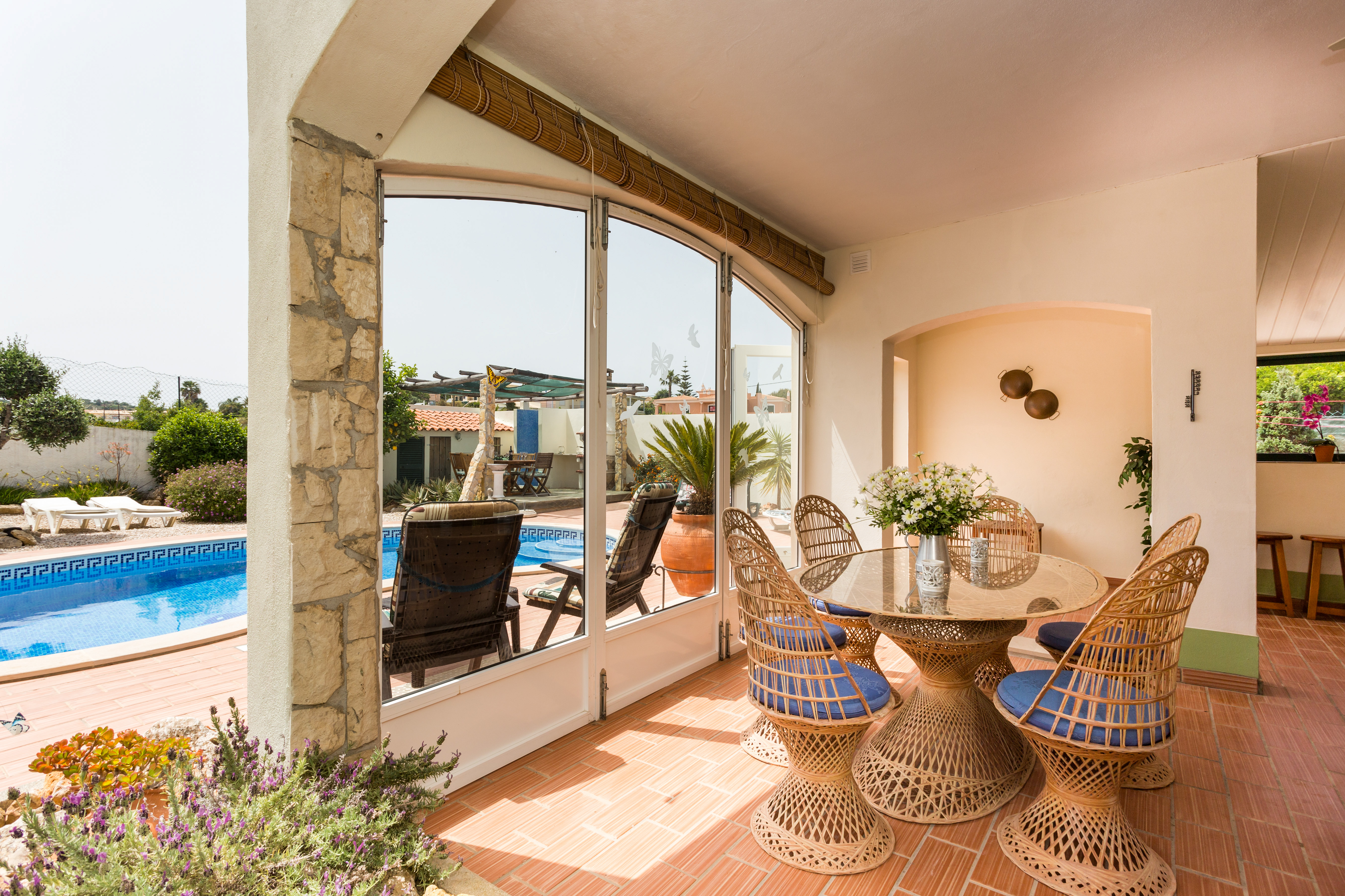 Holiday House Pinhal Villa With Pool In A Residential Area On The Outskirts Of Lagos For 10 People In Rental Algarve Lagos Lagos Pets Allowed