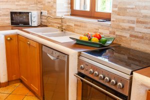 Quinta Goncalves voll ausgestattete Küche der Ferienvilla für Selbstversorger