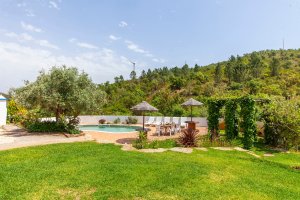 Ferienhaus Quinta Goncalves mit Pool - Natur pur rund um die Villa nahe Stausee Barragem da Bravura