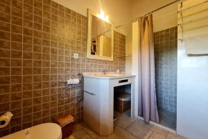 Bad 1 en suite mit Dusche