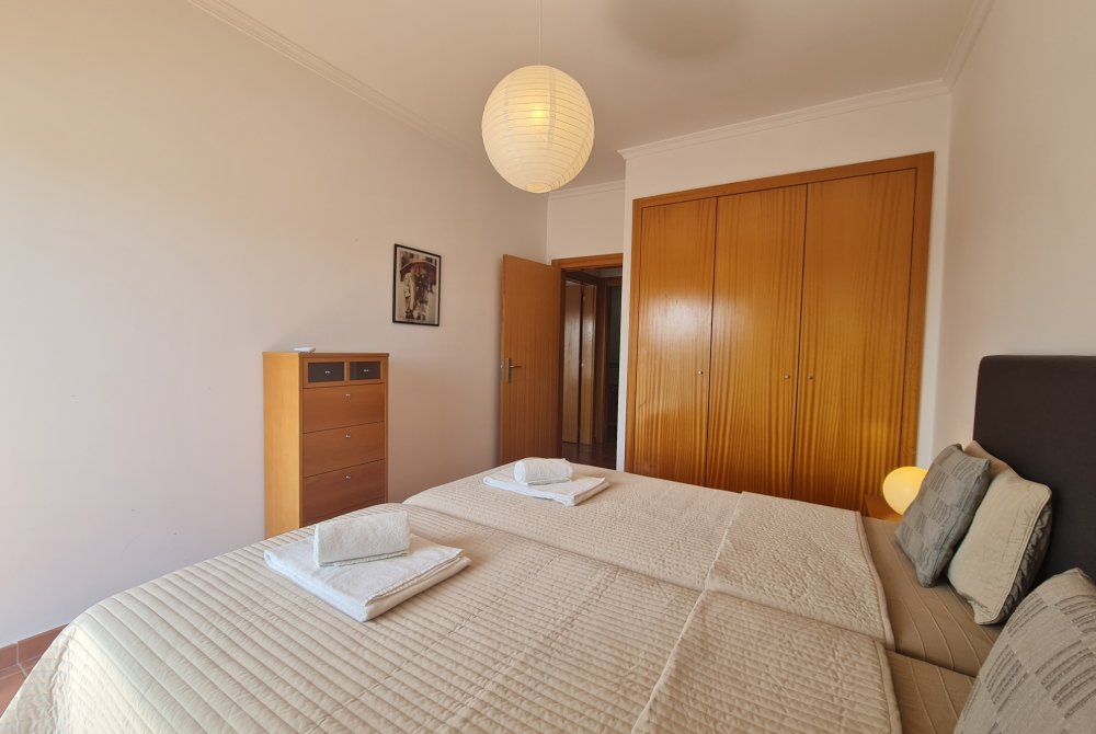 Schlafzimmer mit Einzelbetten