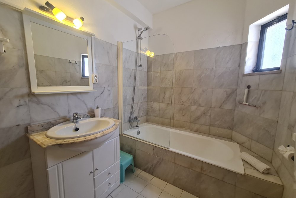 Casa Fajo bathroom
