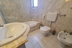 Casa Fajo bathroom