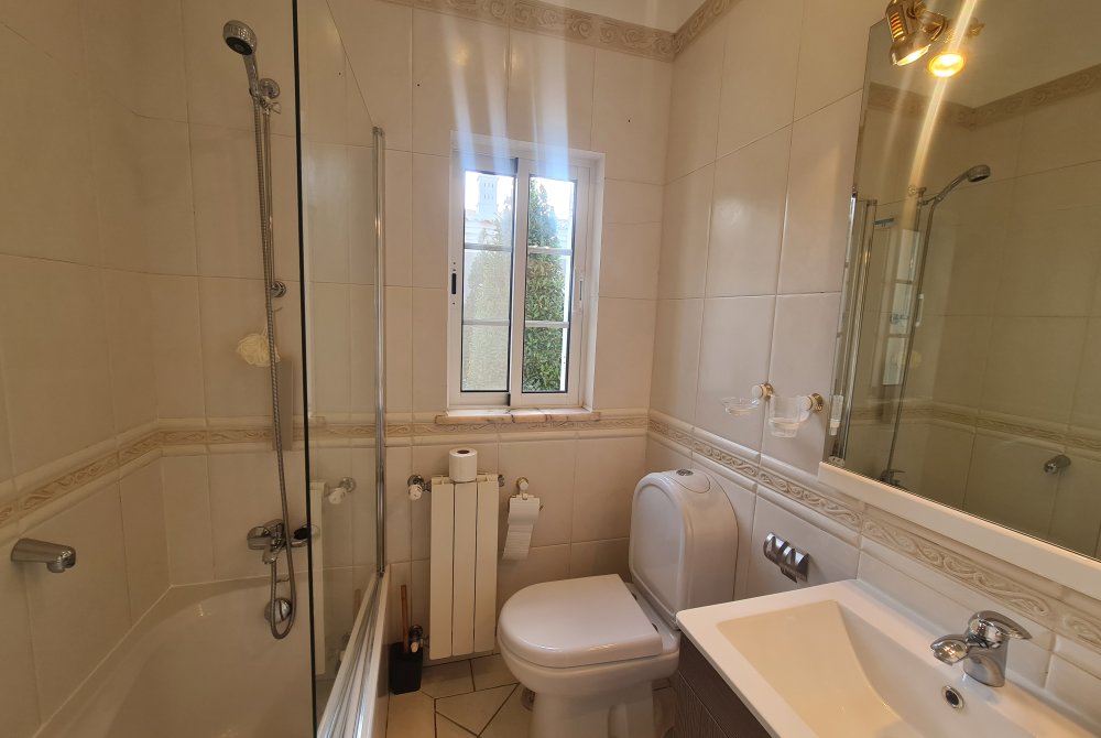 Villa Sanssouci bathroom studio