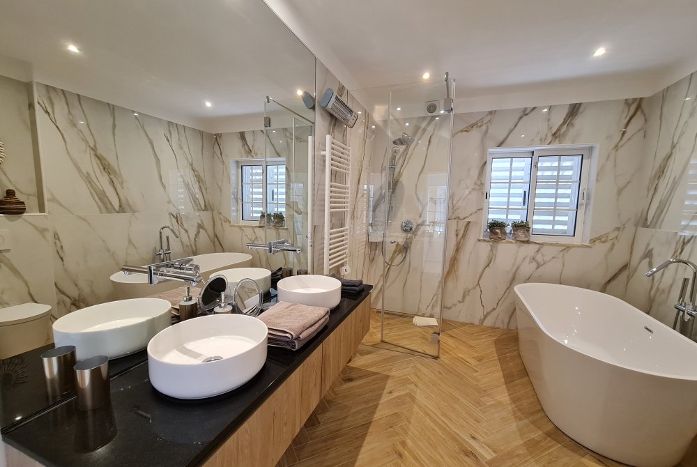 Villa Sanssouci bathroom 1