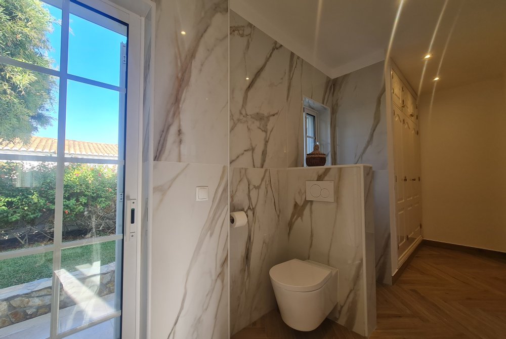 Villa Sanssouci bathroom 2