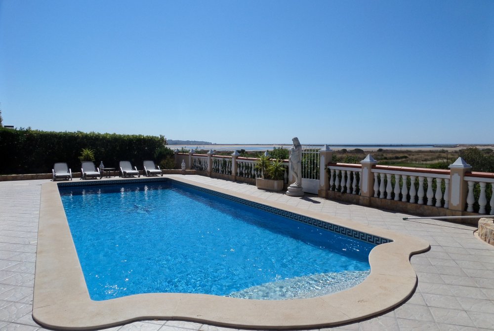 Villa Sanssouci pool and view