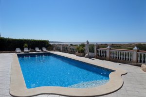 Villa Sanssouci pool and view